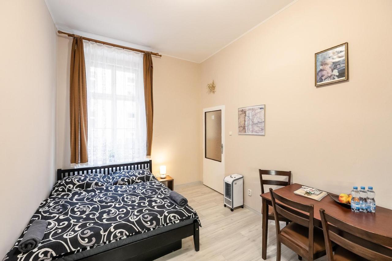 Apartman Letna ปราก ภายนอก รูปภาพ